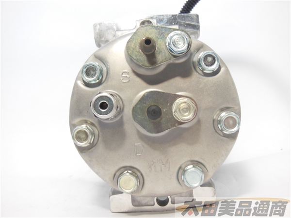 コマツさん専用 コマツ 建設機械用 コンプレッサークラッチ付/SD7H13-7351